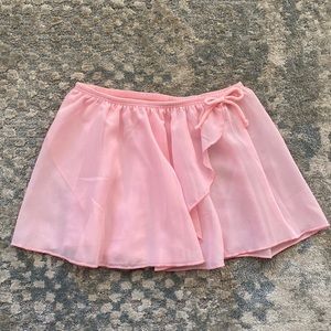 Little girl’s dance skirt